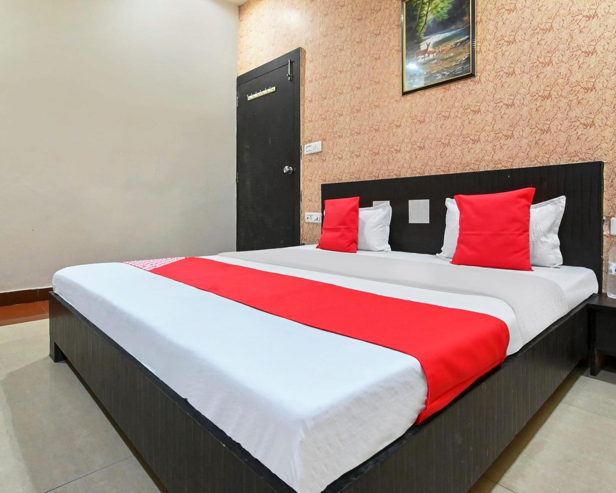 Hotel O Co Hotel Hisār Екстериор снимка