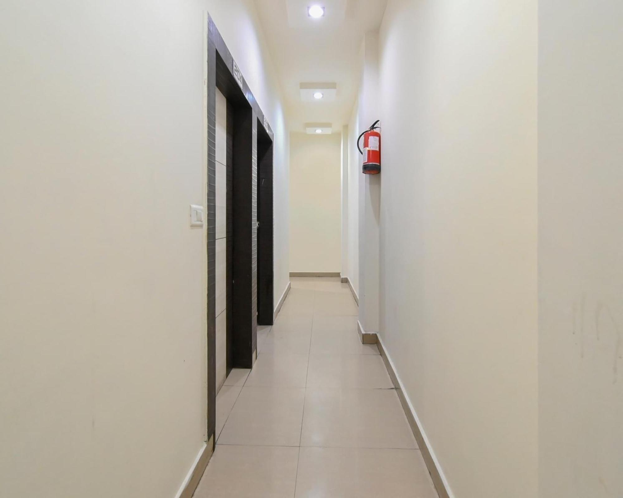 Hotel O Co Hotel Hisār Екстериор снимка