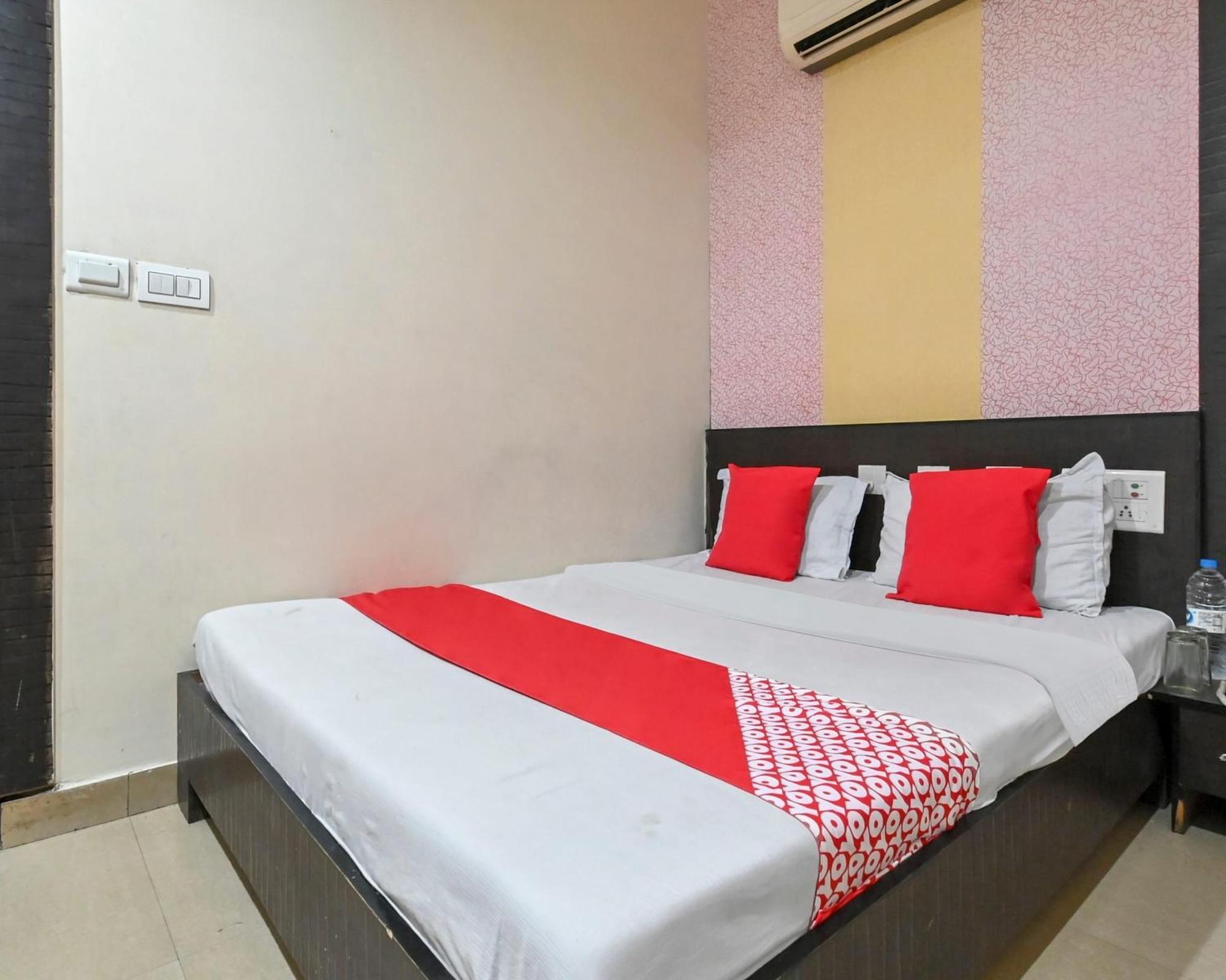 Hotel O Co Hotel Hisār Екстериор снимка